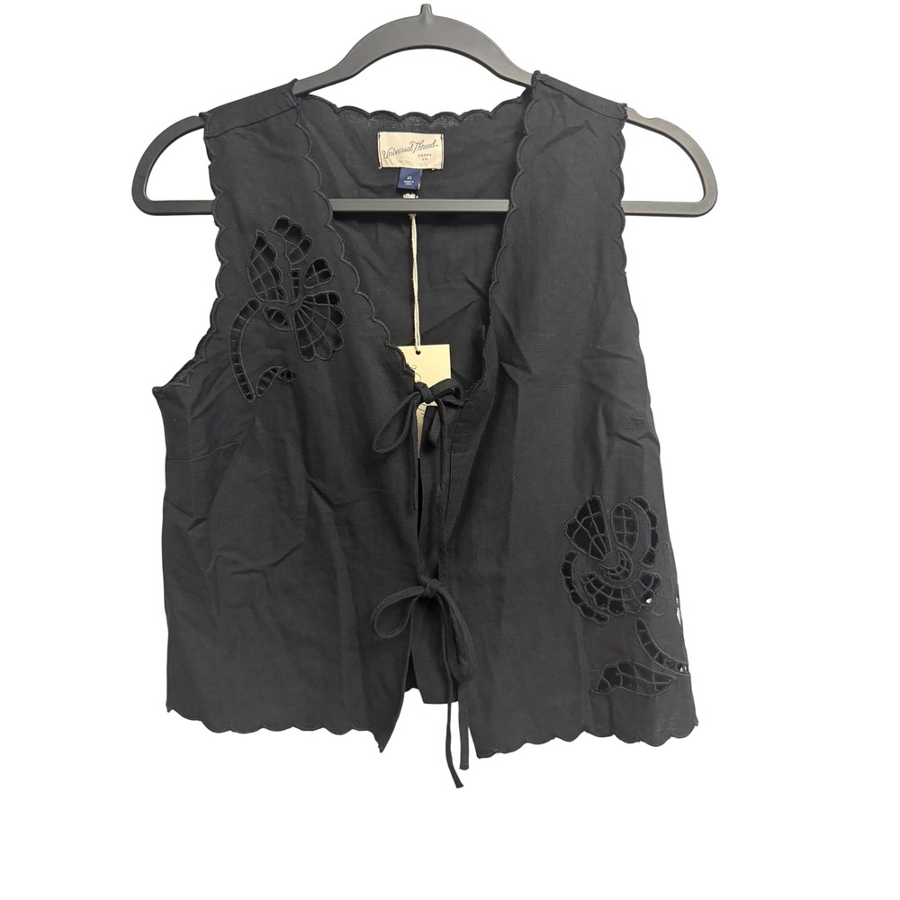 Universal Thread Black Eyelet Scalloped Tie Front Vest Top XS Fairycore Boho